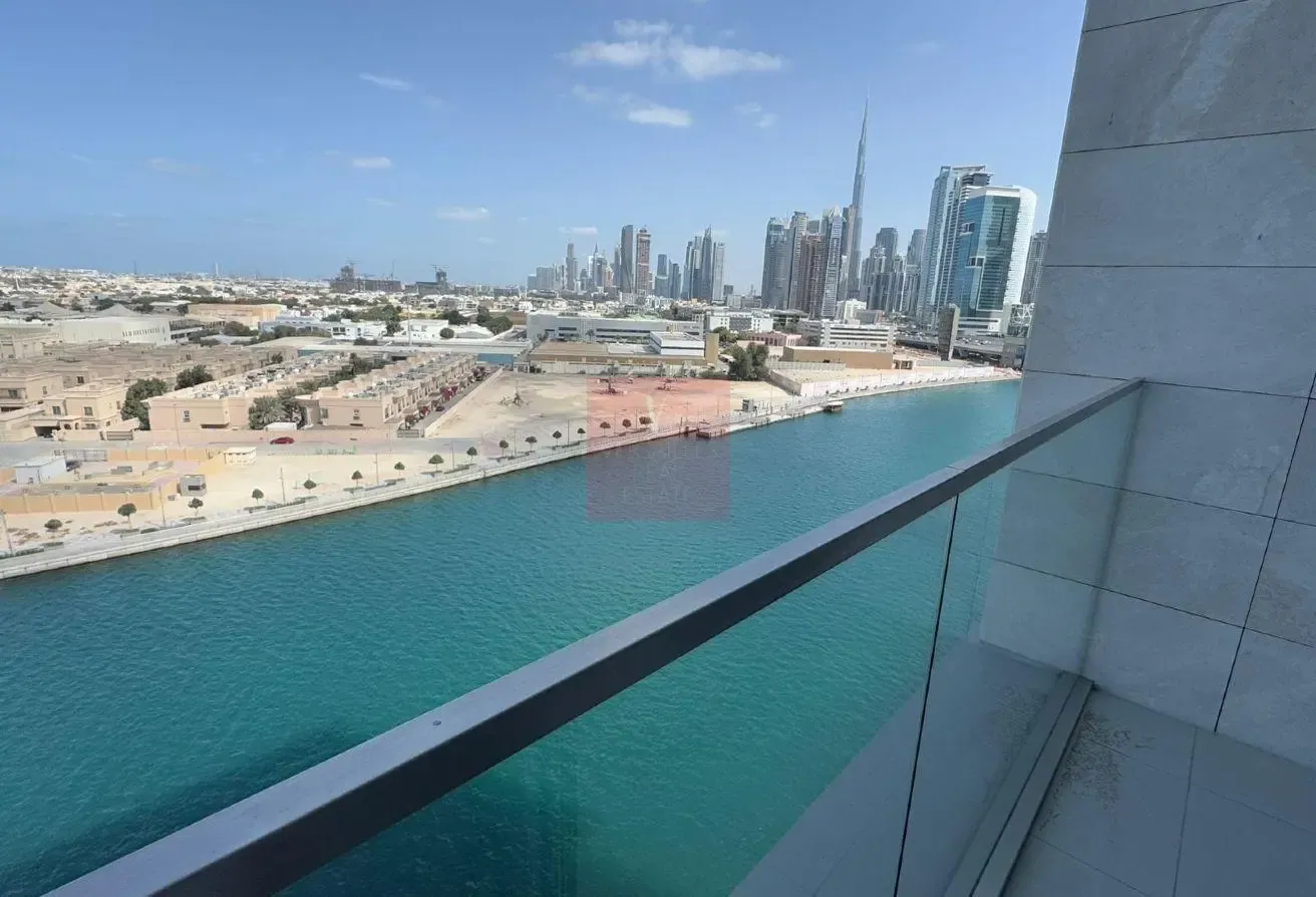 Brand new/Canal,Burj view/2BR+Maidroom