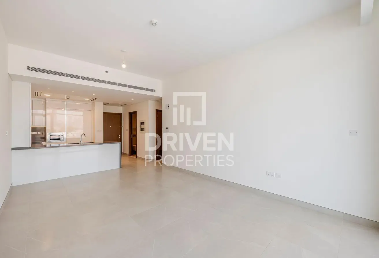 Brand New | Burj Khalifa View | Ready to move in