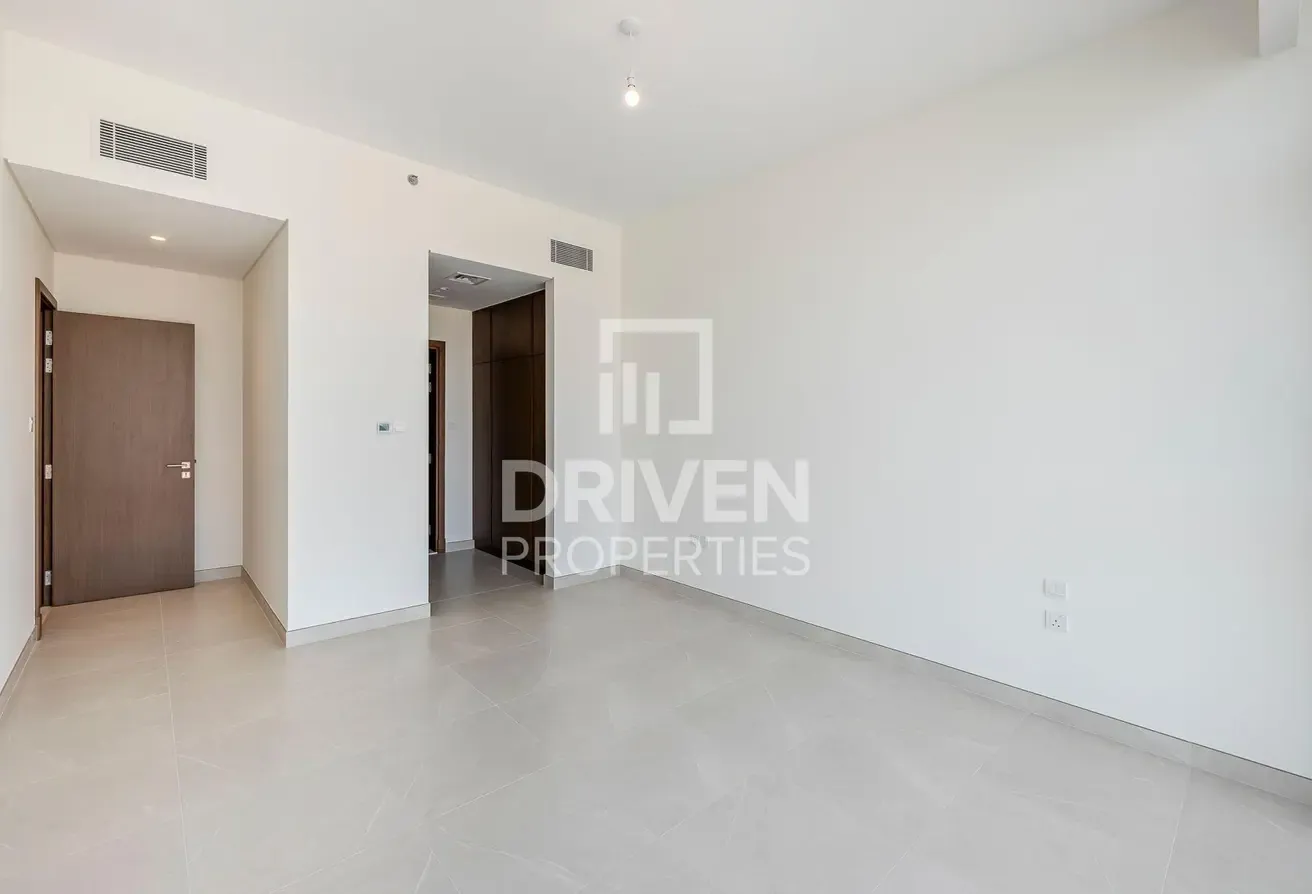 Brand New | Burj Khalifa View | Ready to move in
