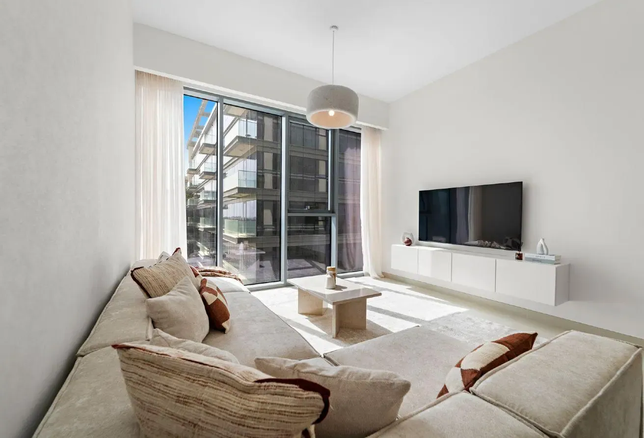 Pristine 2 BR + Maidsroom | Family Friendly Area