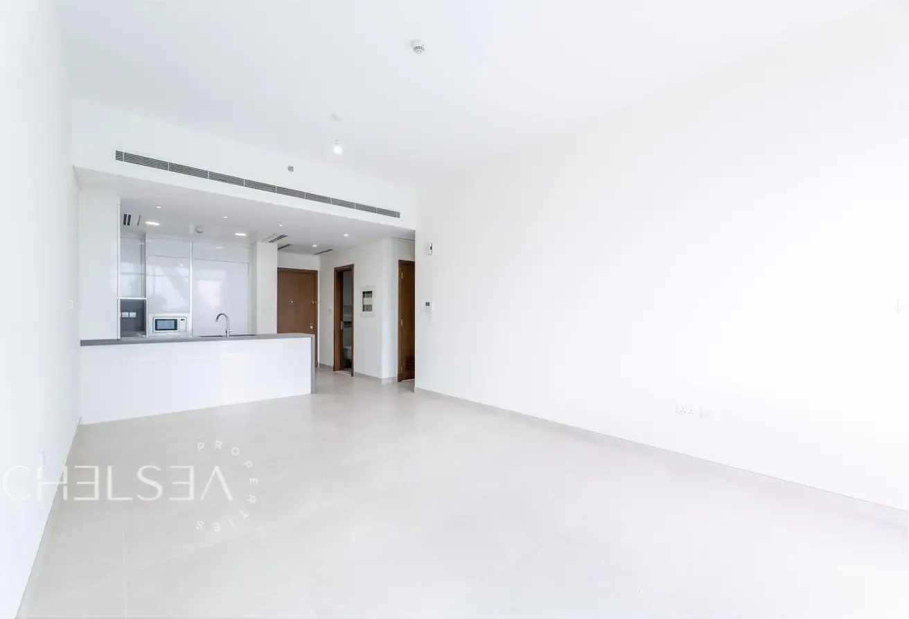BRAND NEW | FULL CANAL VIEW | PRIME LOCATION