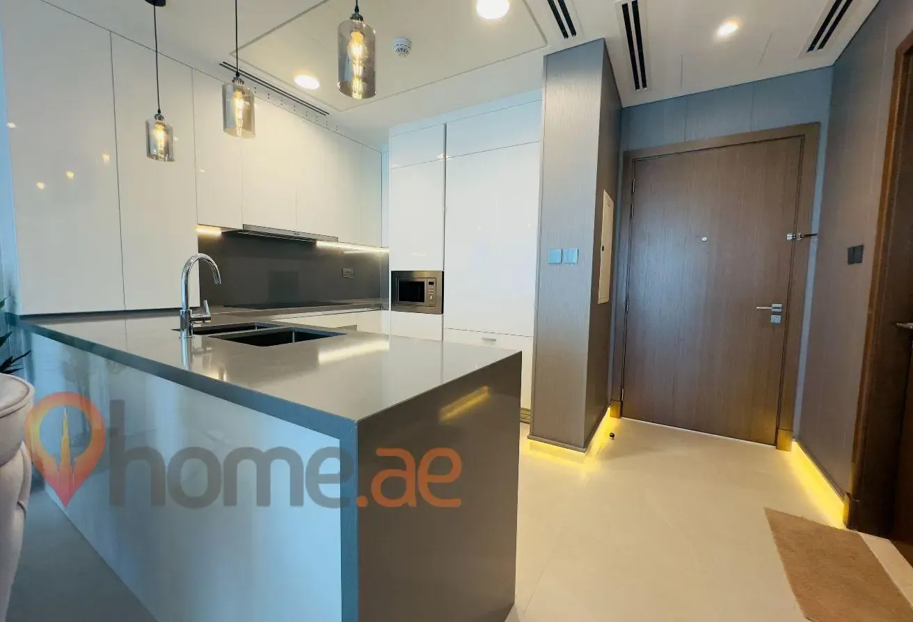 Luxury Canal-View 2BR + Maid | Fully Furnished
