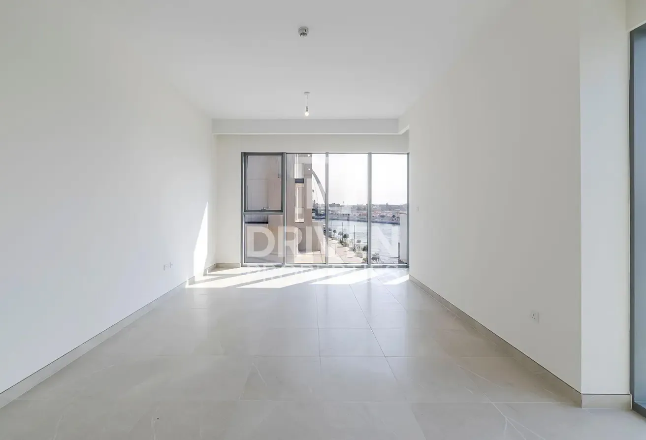 Brand New and Vacant Apt with Canal View