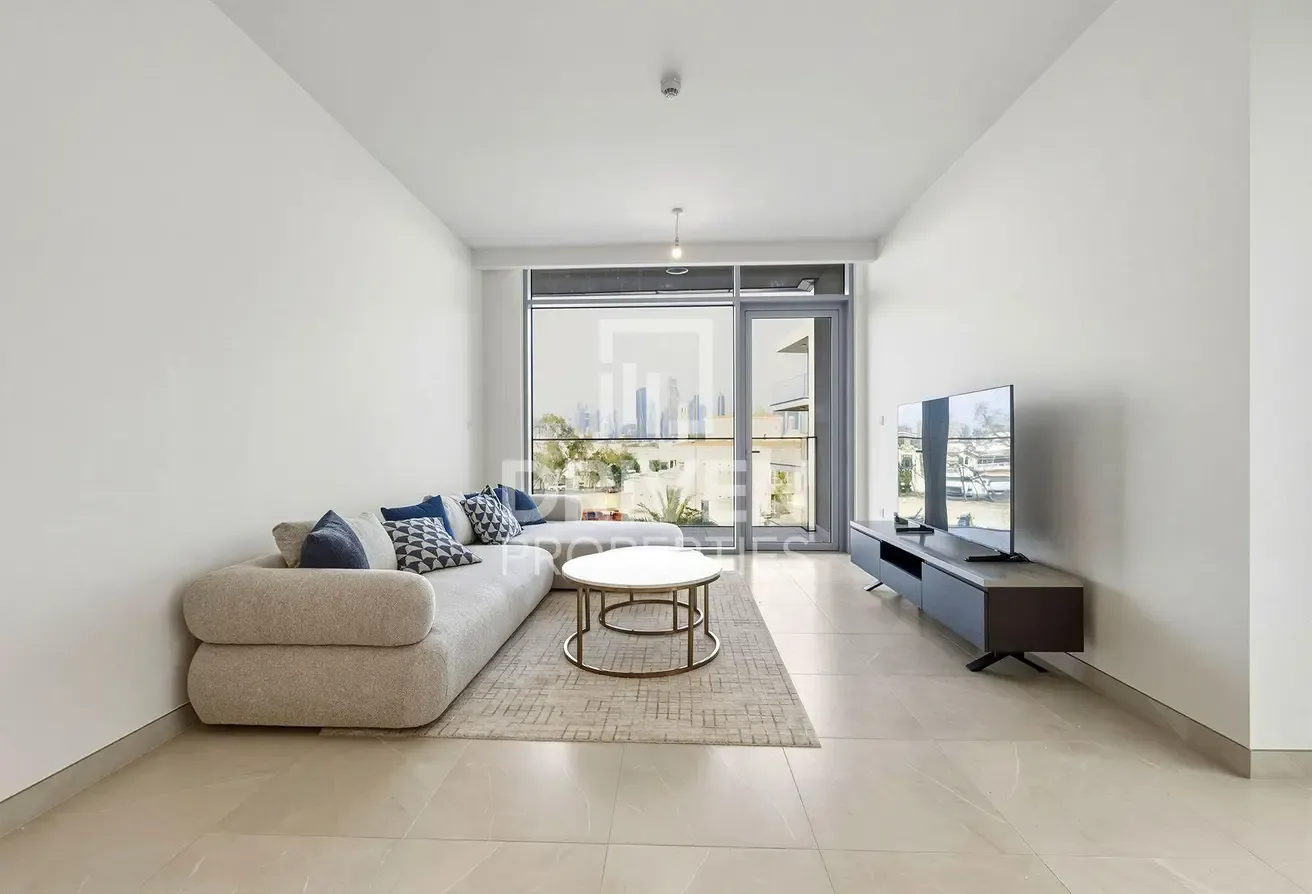 Burj Khalifa View | Lavish Living | Furnished