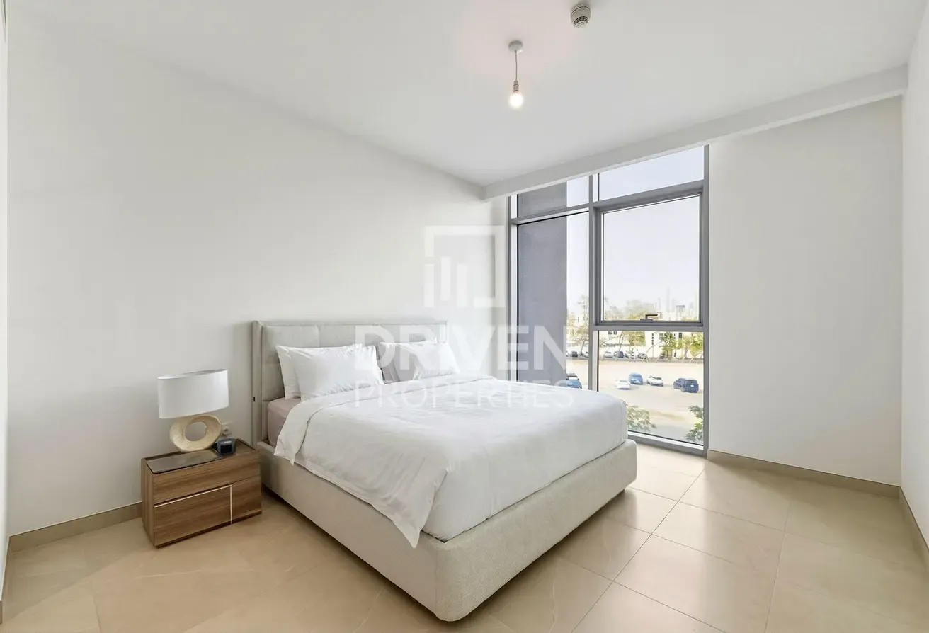 Burj Khalifa View | Lavish Living | Furnished