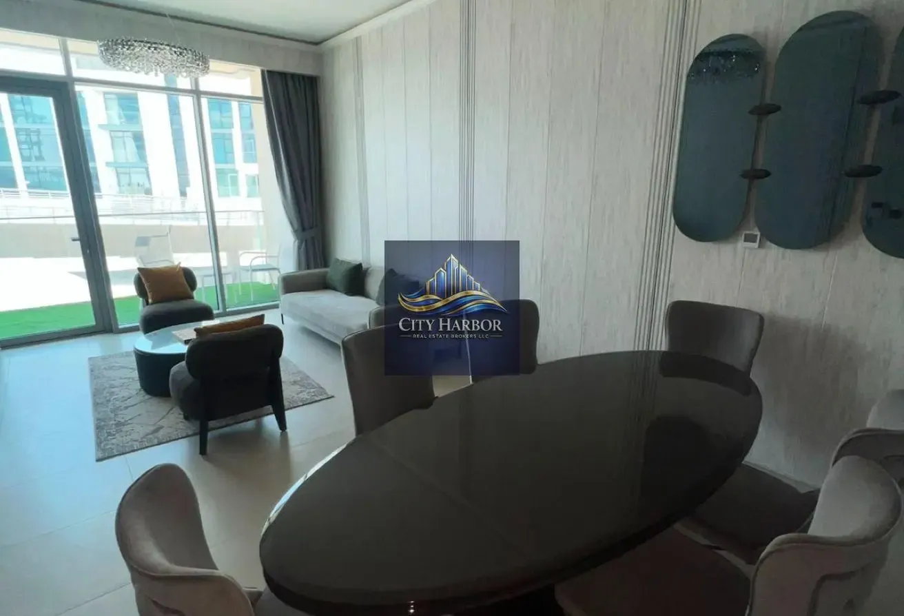 BEAUTIFUL 2 BHK + MAIDS IN CANAL FRONT 2