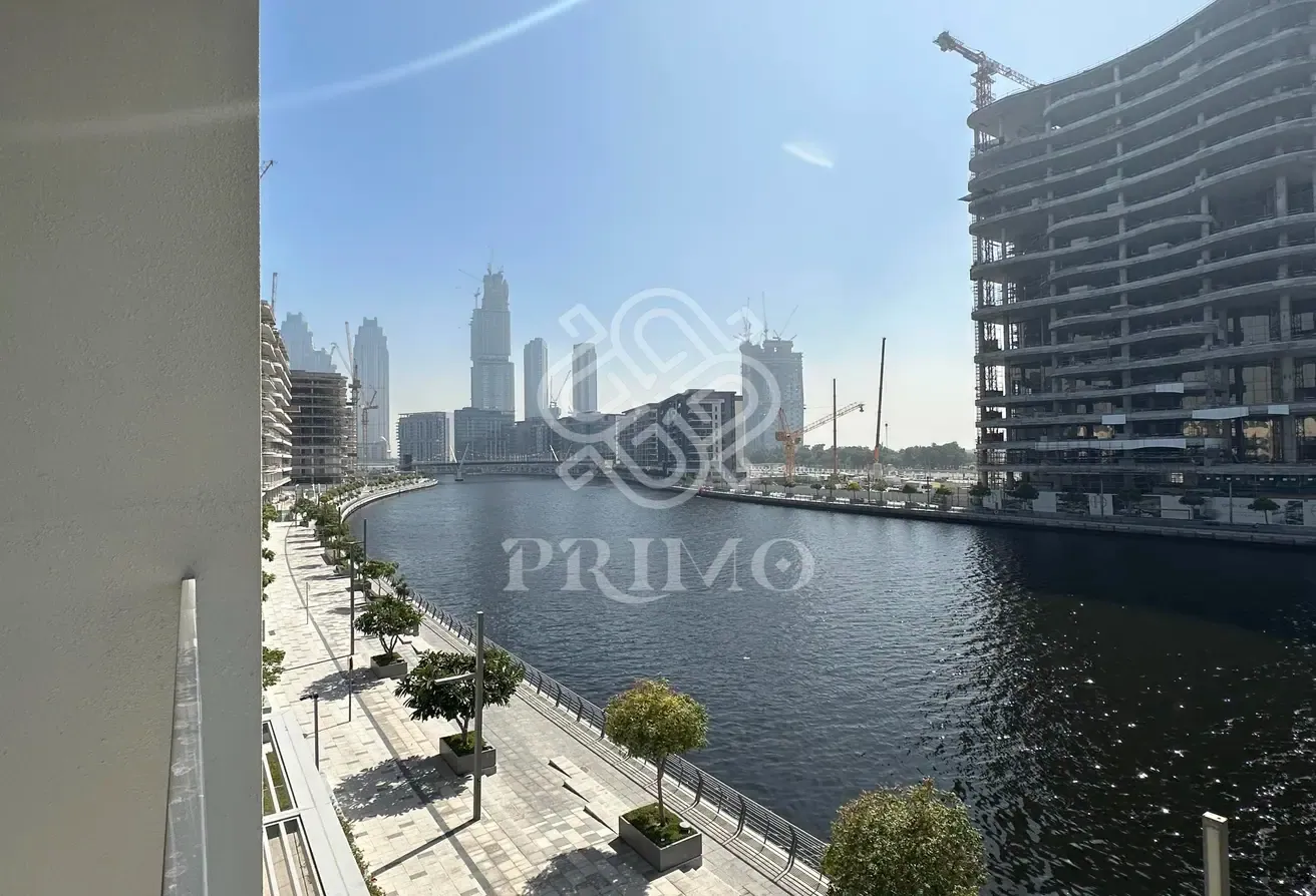 FULLY FURNISHED I CANAL VIEW I MULTIPLE OPTION