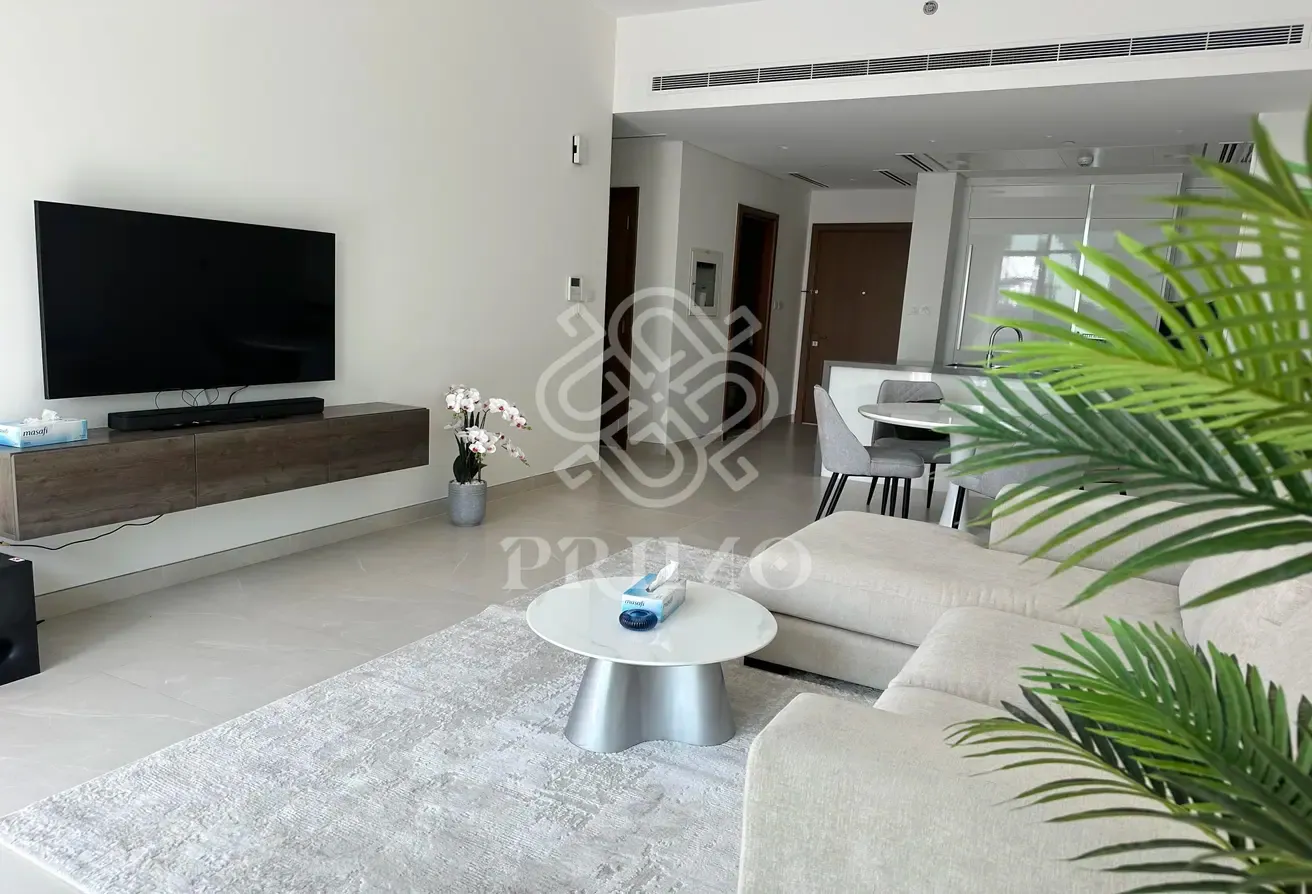 FULLY FURNISHED I CANAL VIEW I MULTIPLE OPTION
