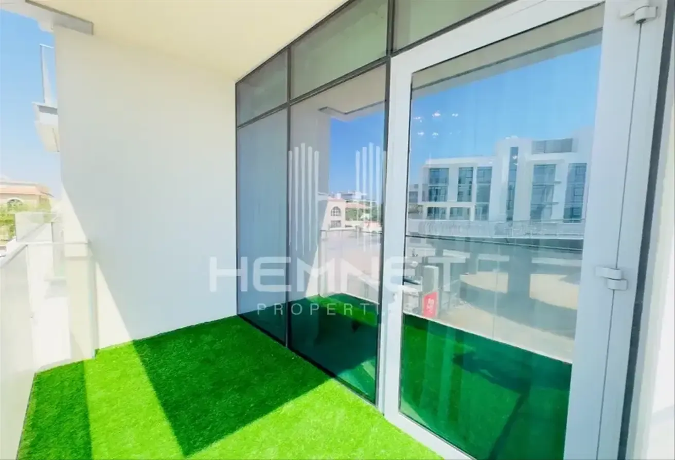 Fully Furnished | Upgraded | Canal View