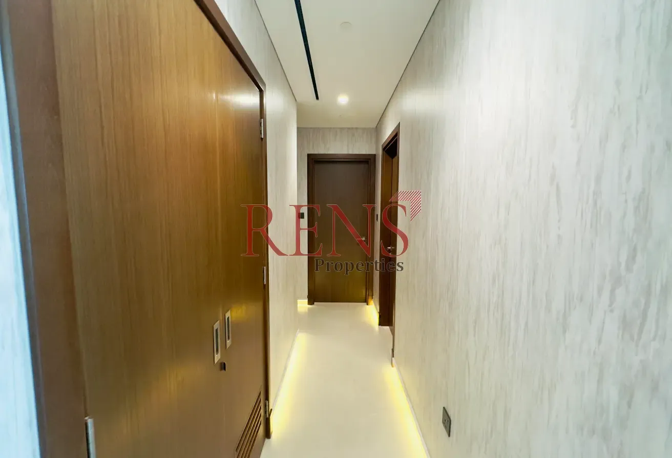 FULLY FURNISHED | SPACIOUS | PRIME LOCATION