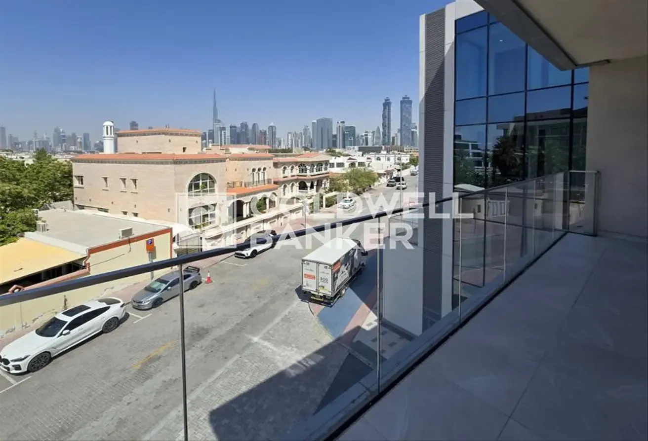 Spacious 2BR| Burj Khalifa View | Call for Viewing