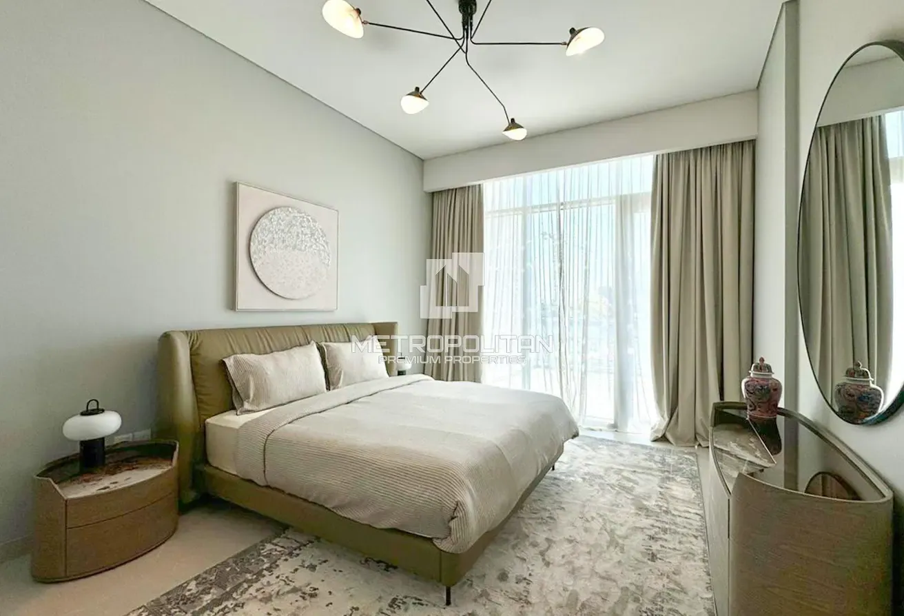 Upgraded Canal View| Fully Furnished| Large Layout