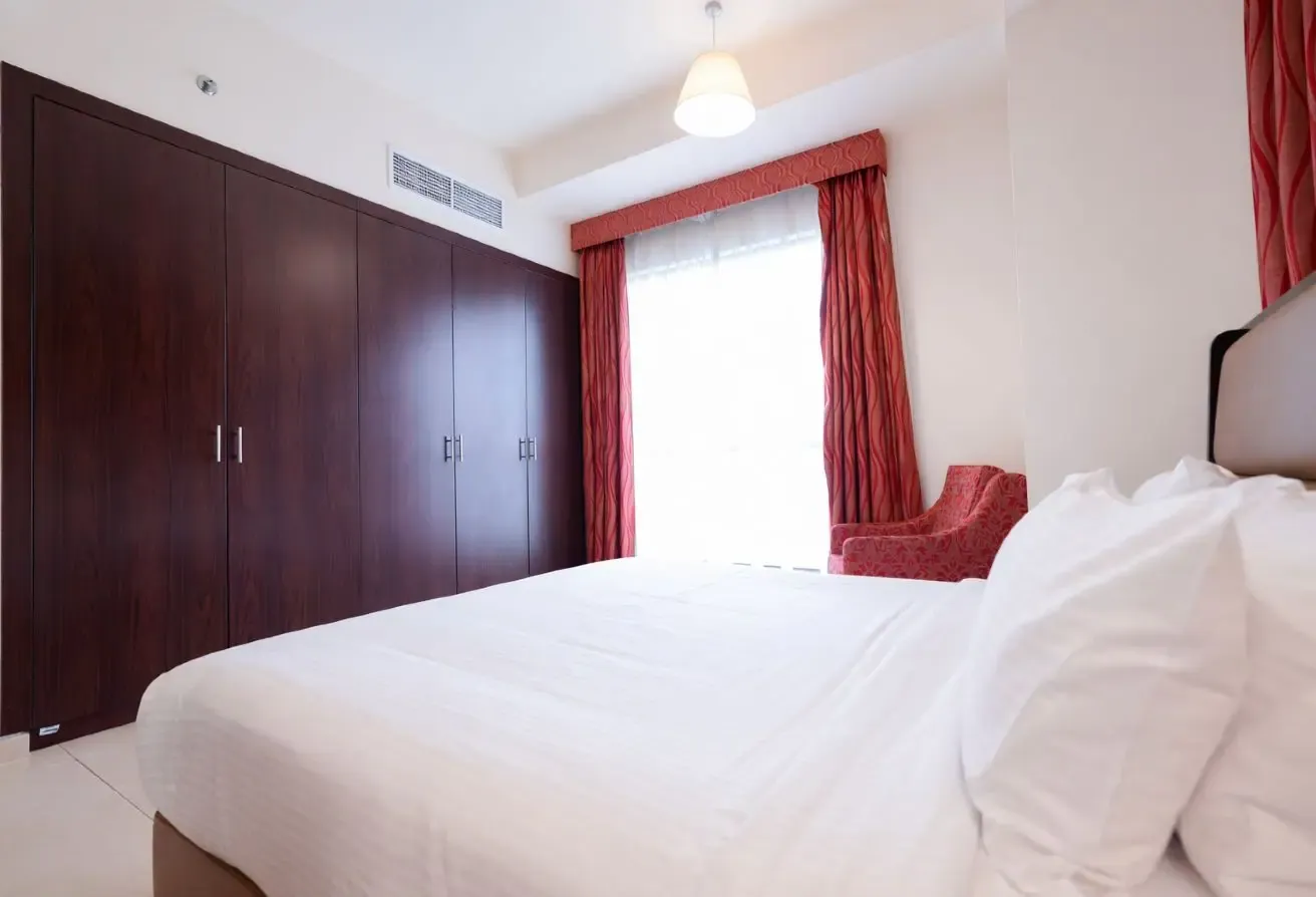 3 Bedroom | Panoramic Marina View | Serviced