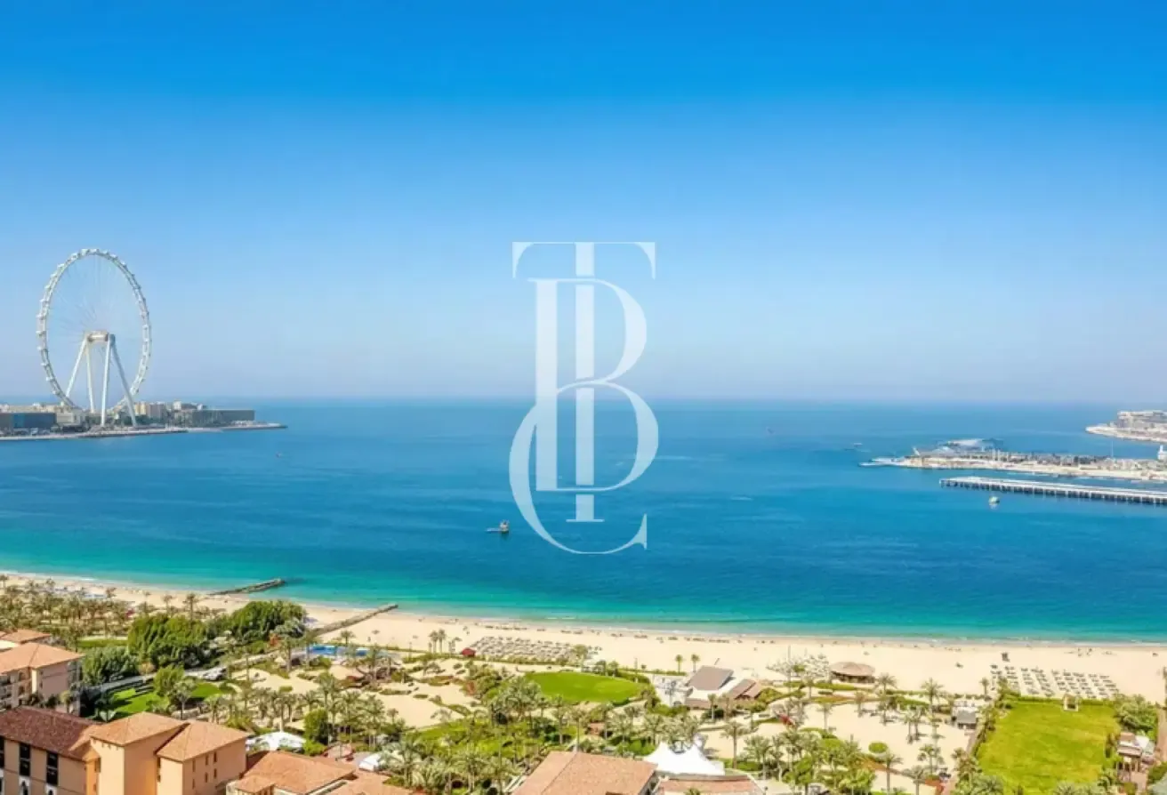 Upgraded | Sea views | Vacant Now