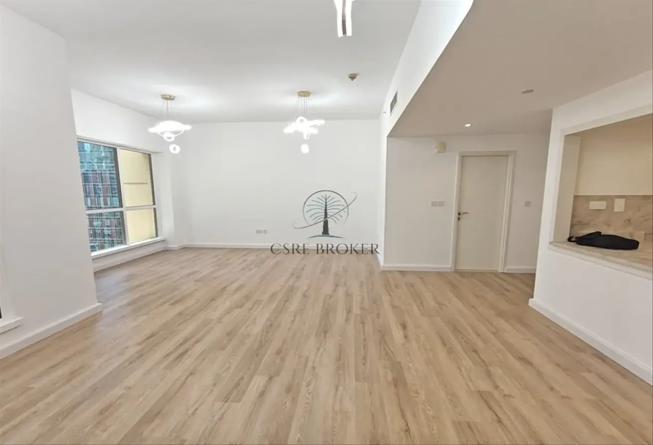 Spacious | Upgraded | Ready to move in