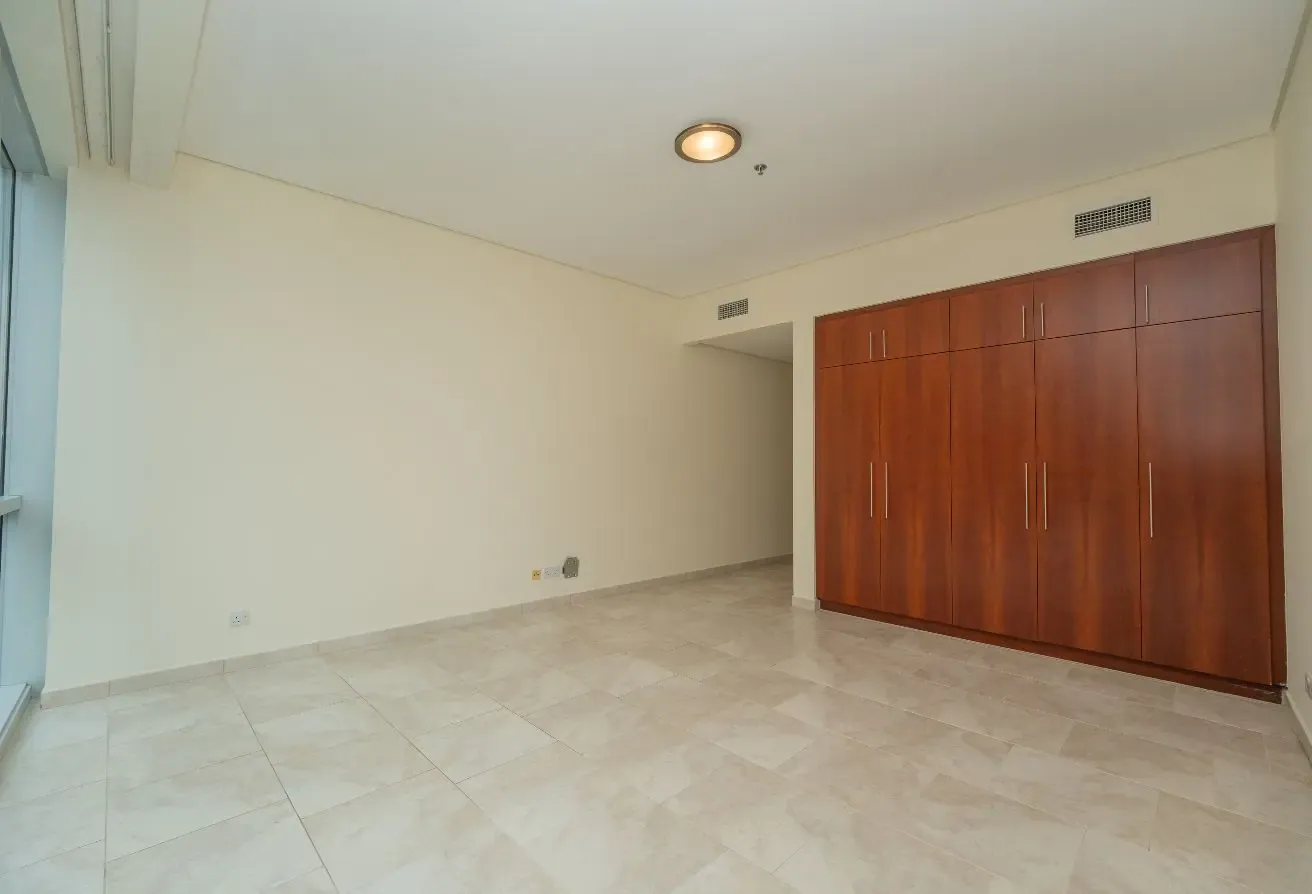 Spacious 3 Bed Room With  Maid Room | Sea View