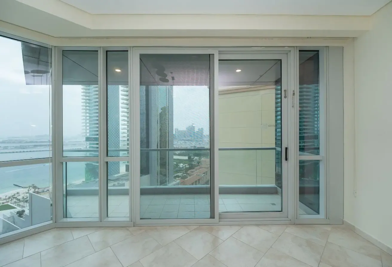 Spacious 3 Bed Room With  Maid Room | Sea View