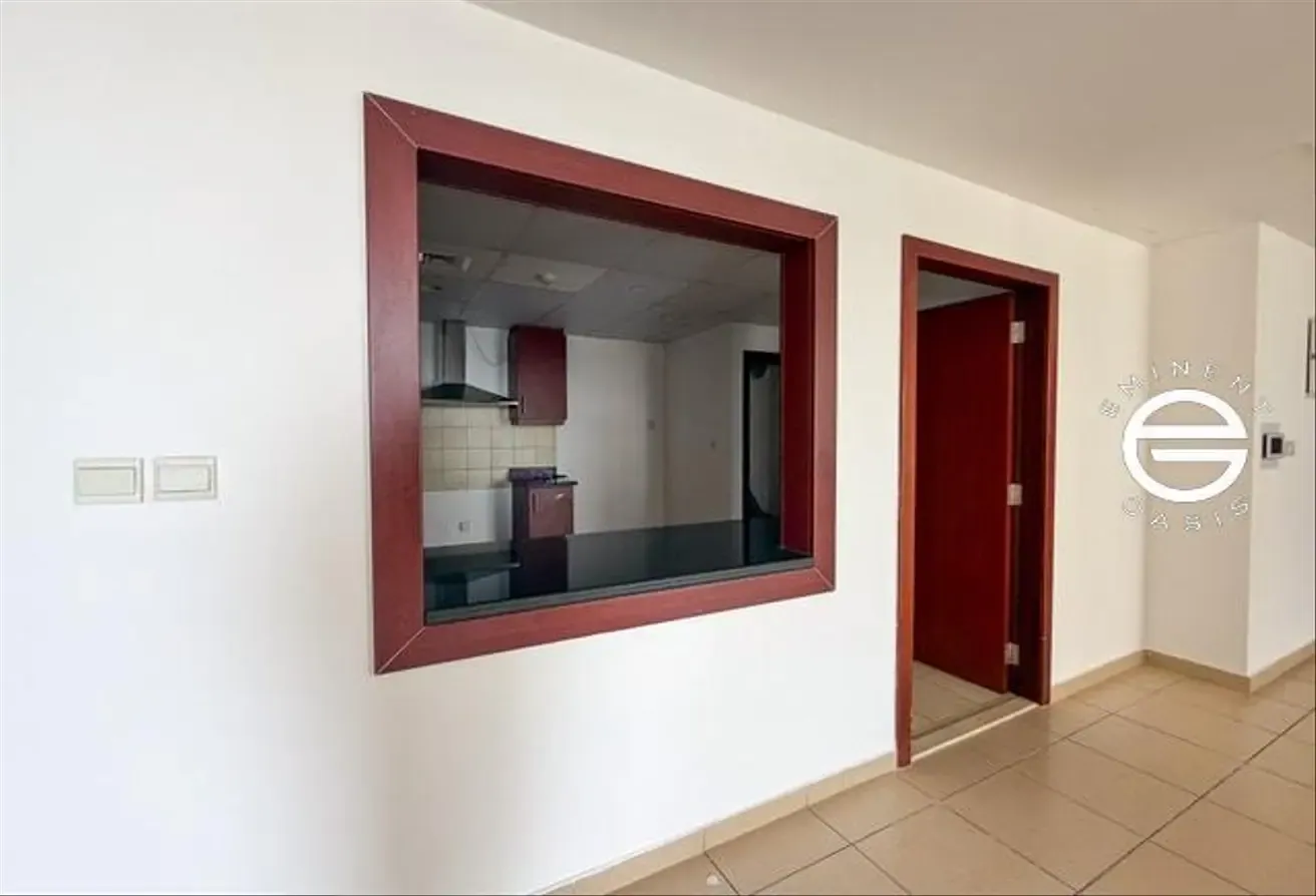 Dubai Eye | Negotiable | Vacant |  Multiple Chq