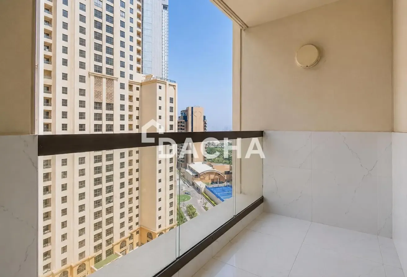 Up to 3-4chqs | Bright | Upgraded | 3BR+Maids