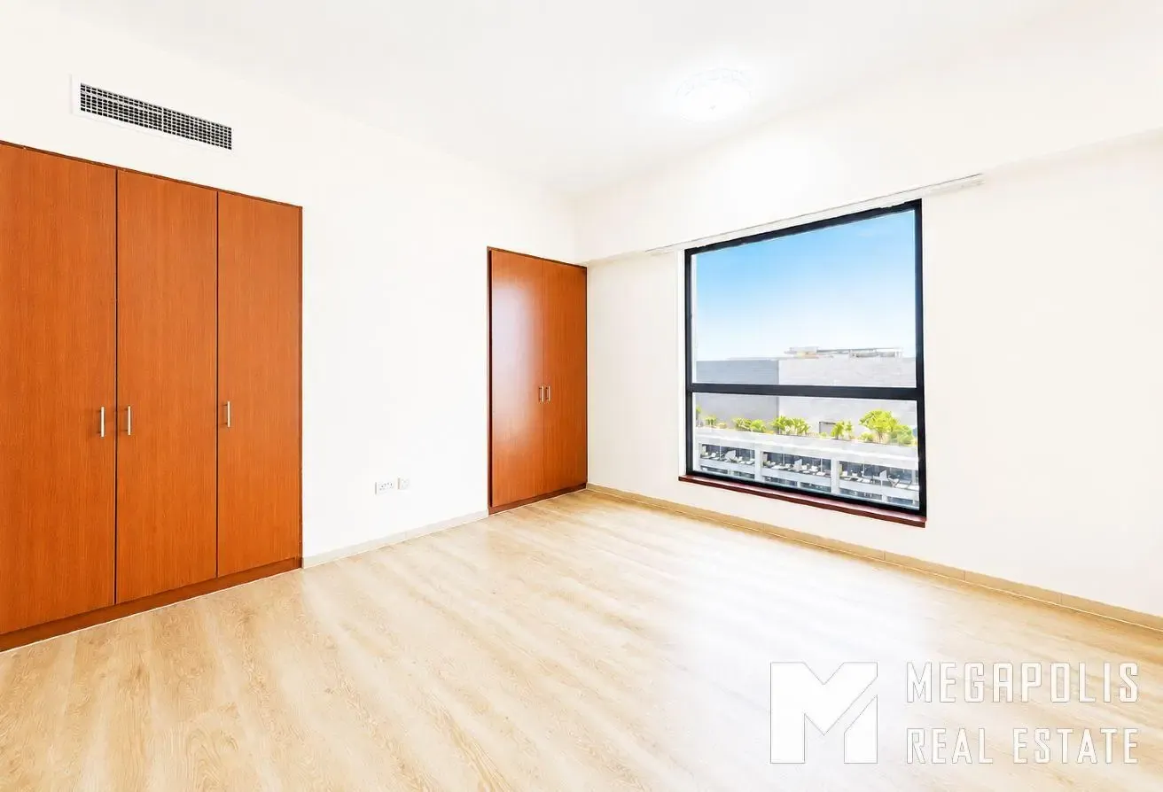 Full Sea View | Fully Upgraded | Available Now
