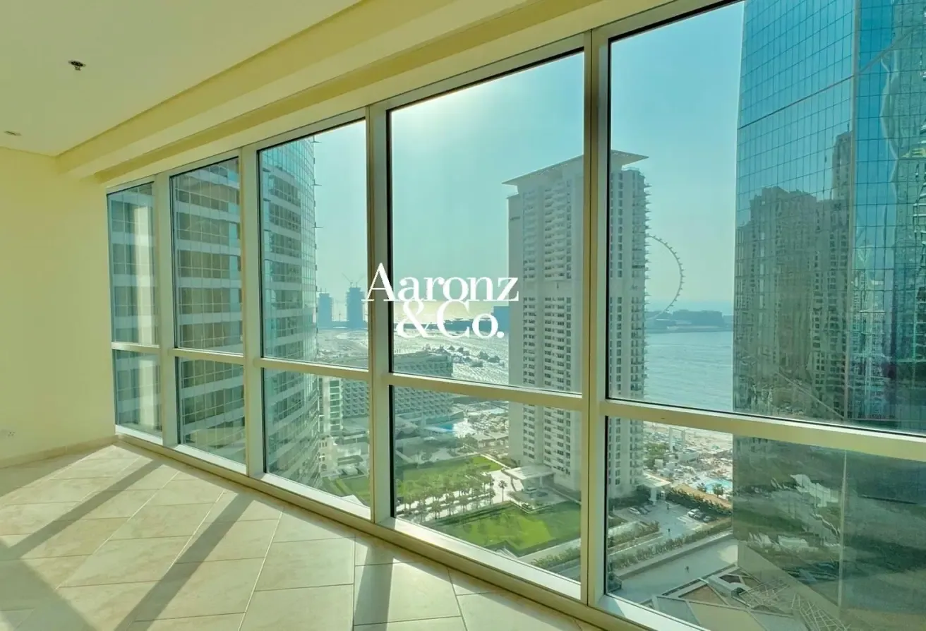 Vacant | Mid Floor | Sea View | 3 Plus Maid