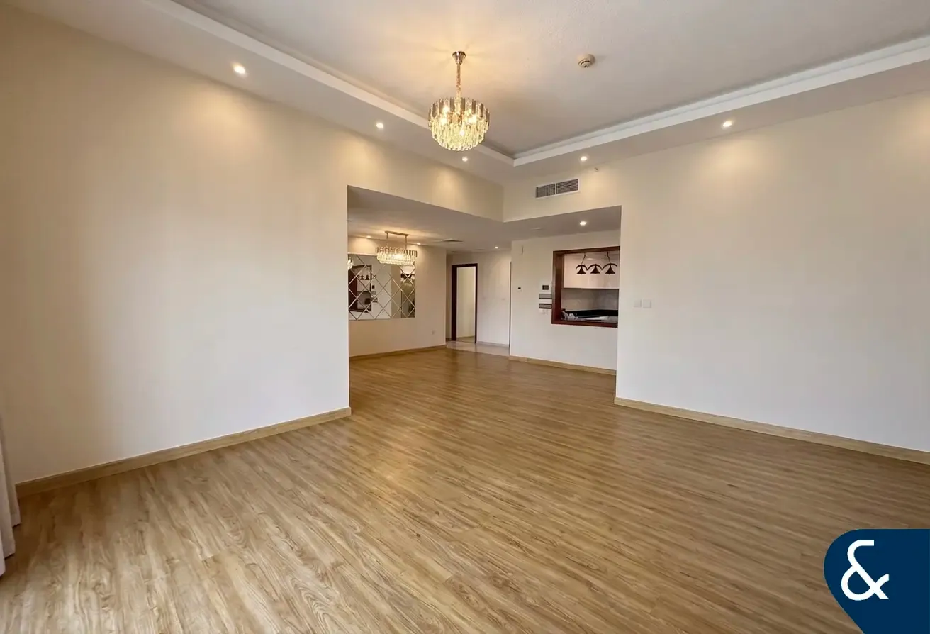 Fully upgraded | Unfurnished | Large Layout