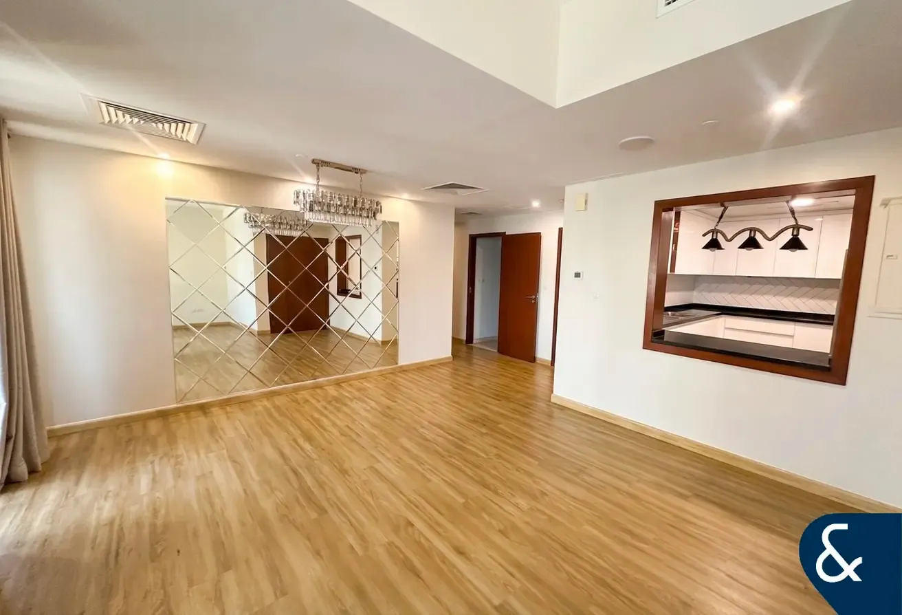 Fully upgraded | Unfurnished | Large Layout