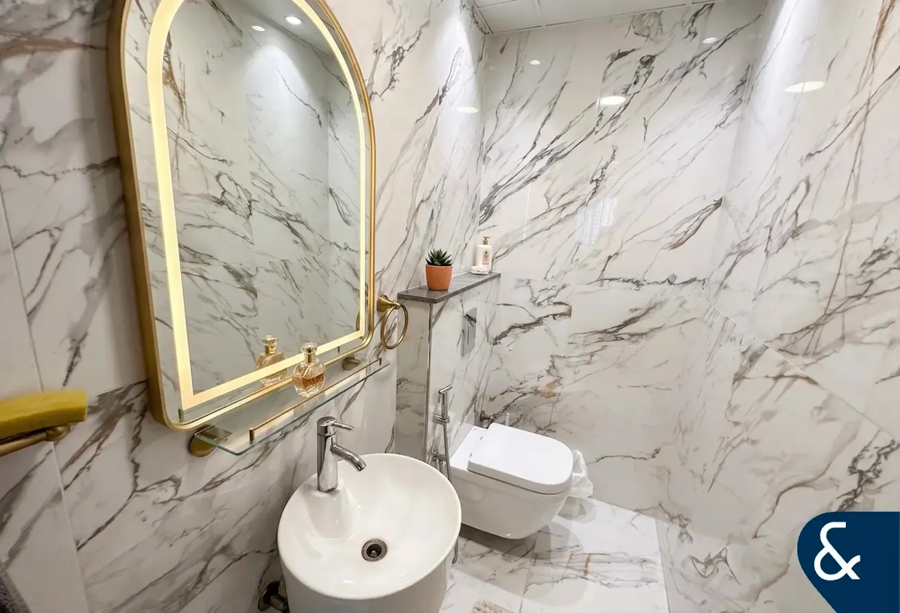 Fully upgraded | Unfurnished | Large Layout