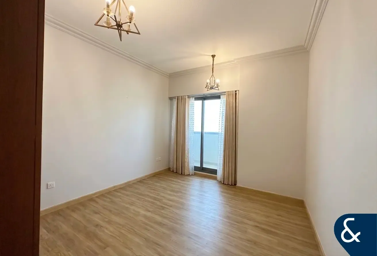 Fully upgraded | Unfurnished | Large Layout