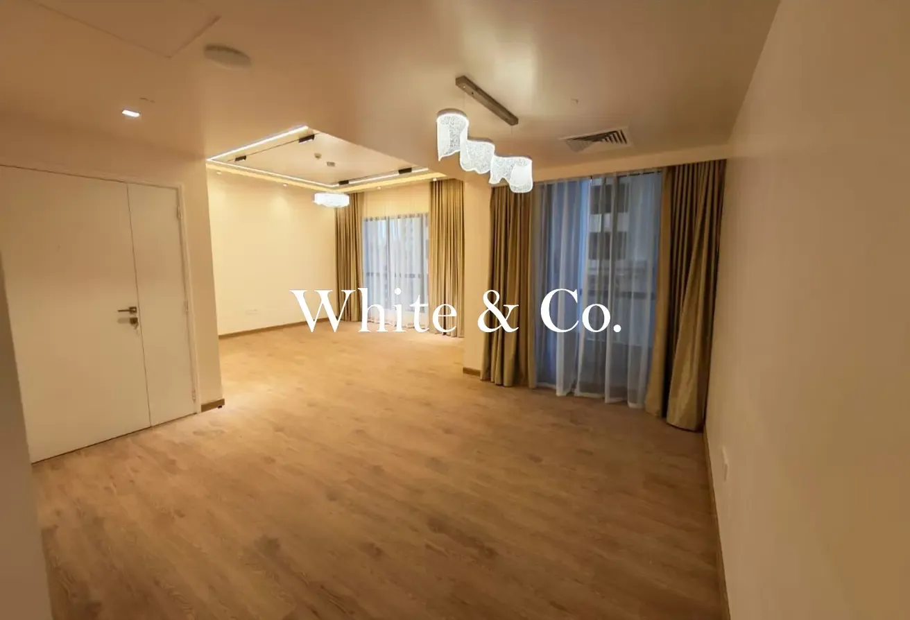 Vacant Now | Upgraded Unit | Very Hot Unit