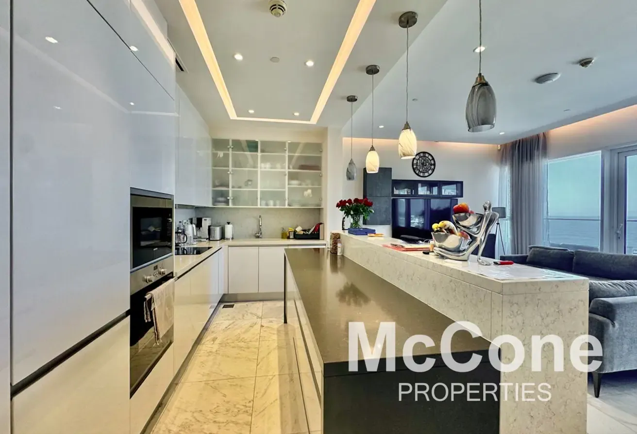 Beachfront | Stunning Views | Prime Location