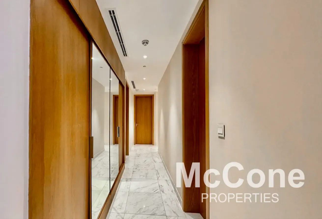 Beachfront | Stunning Views | Prime Location