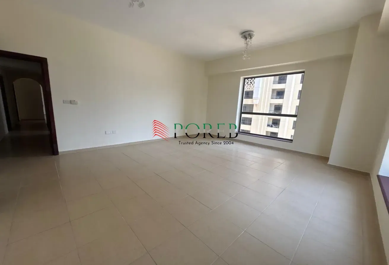 Spacious 3BR | Unfurnished | Vacant