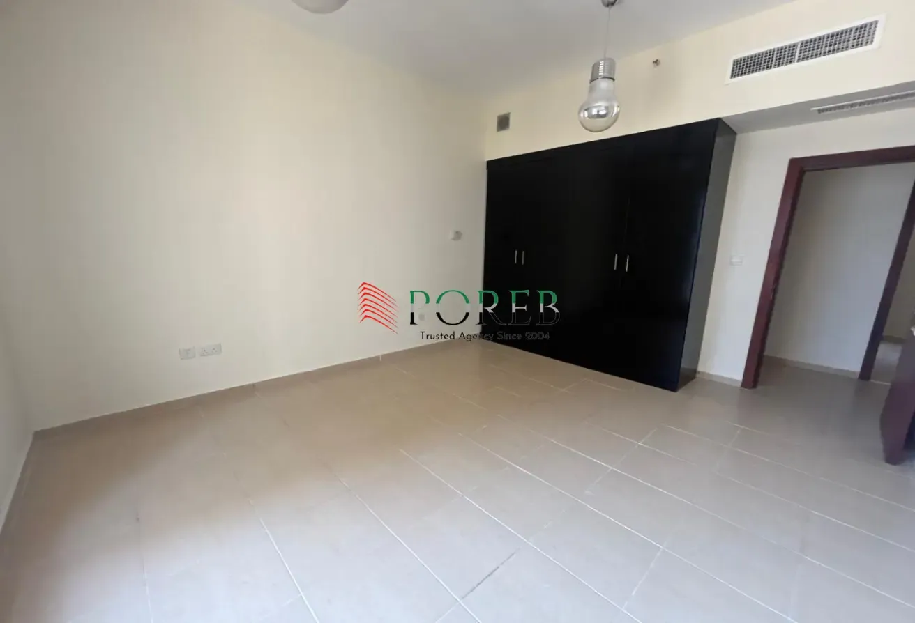 Spacious 3BR | Unfurnished | Vacant
