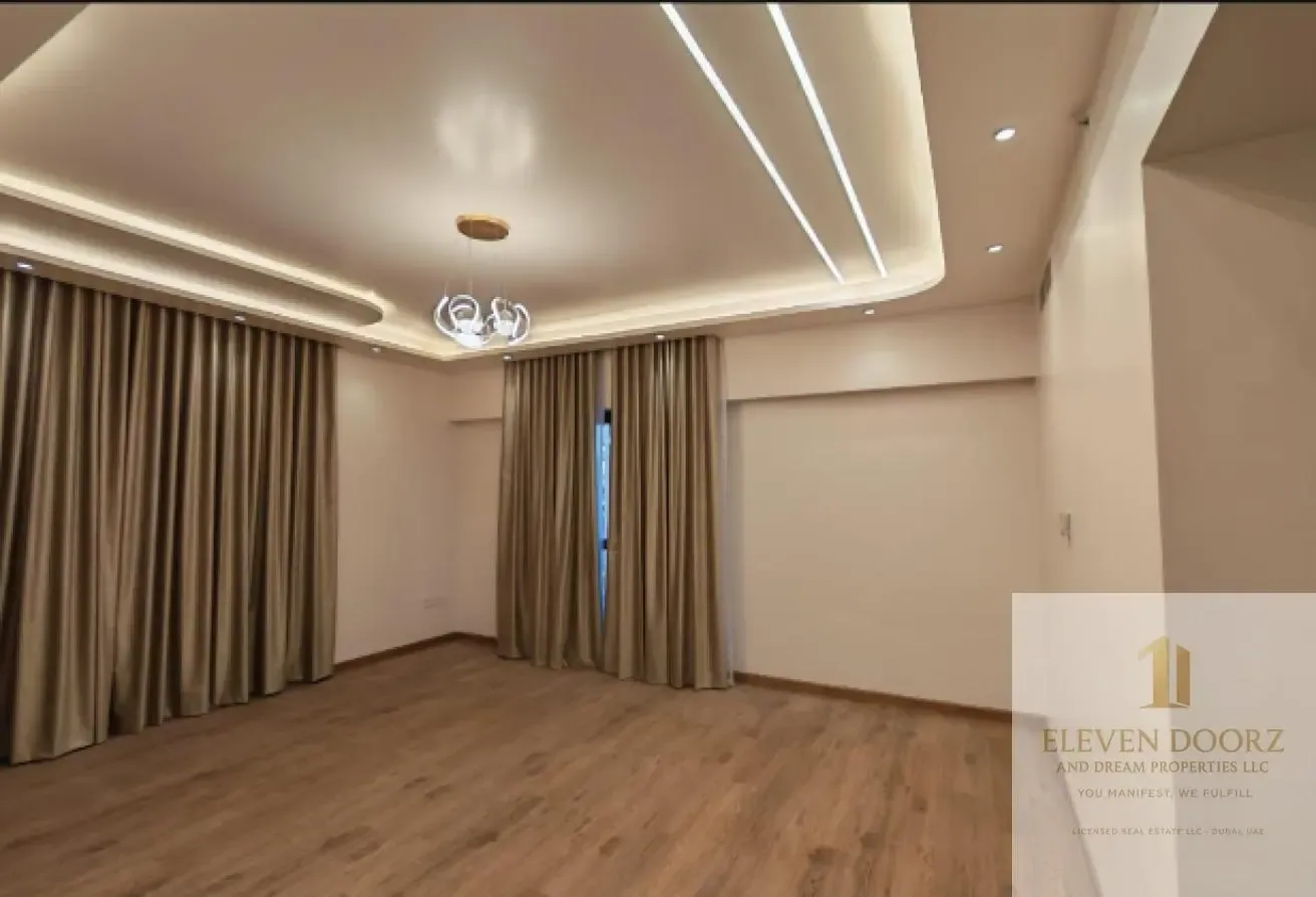 Modern Urban Living | Fully Upgraded  |  Vacant