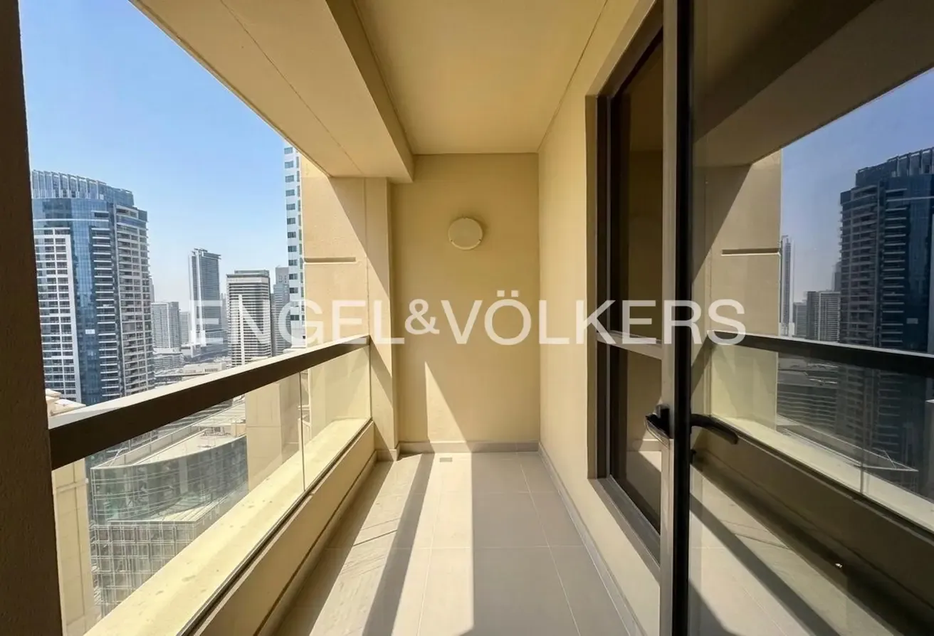 Unfurnished | Fully Upgraded | Vacant