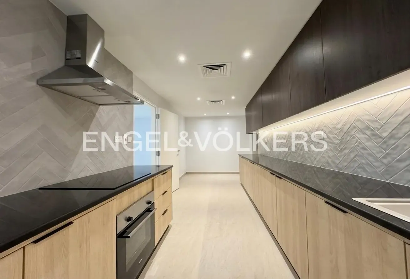 Unfurnished | Fully Upgraded | Vacant