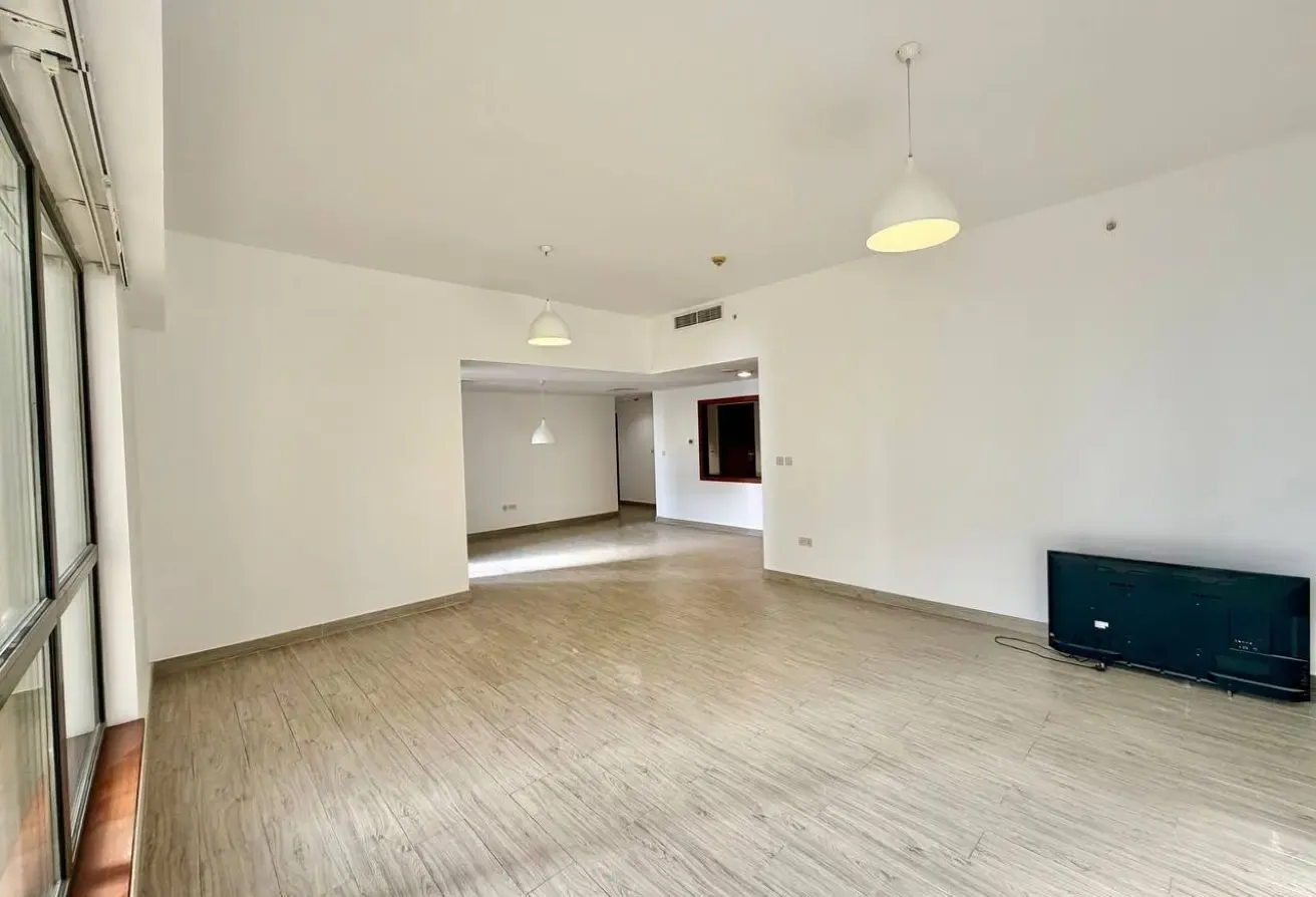 3 br + maids| Sea Views | fully Renovated