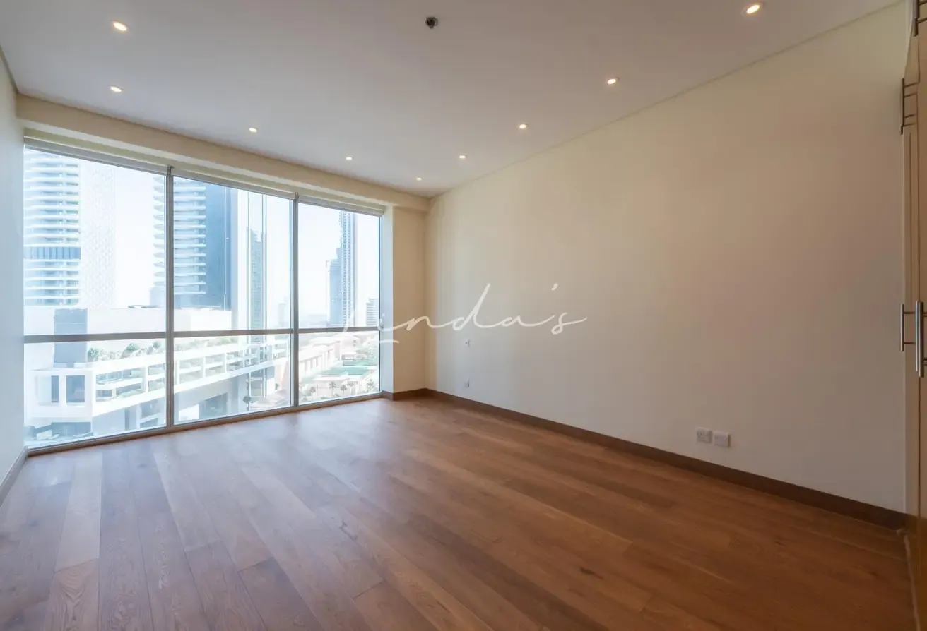 3BR Palm View | Partially Furnished | Mid Floor