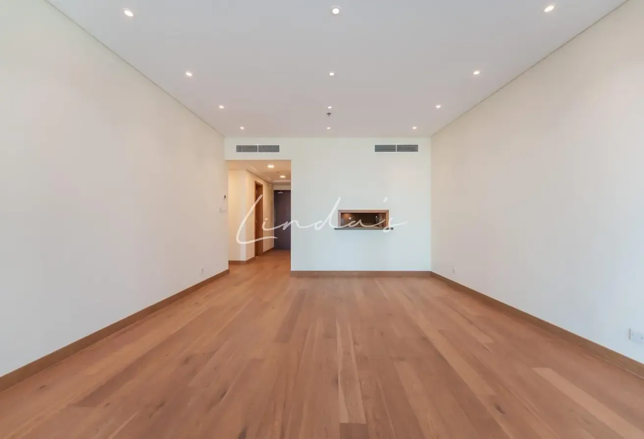 3BR Palm View | Partially Furnished | Mid Floor