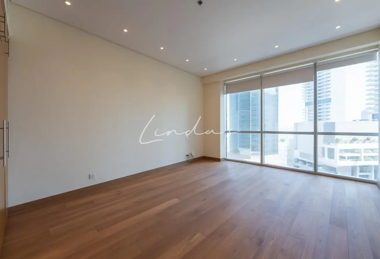 3BR Palm View | Partially Furnished | Mid Floor