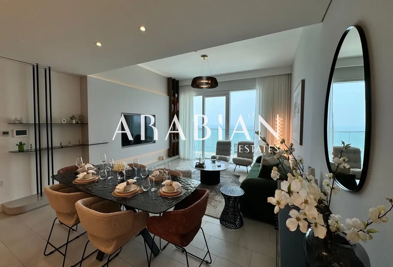 Panoramic Sea View | Luxurious | Vacant