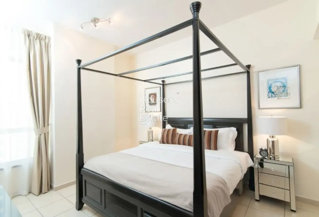 Unfurnished | 3 BHK PLUS Maids Room