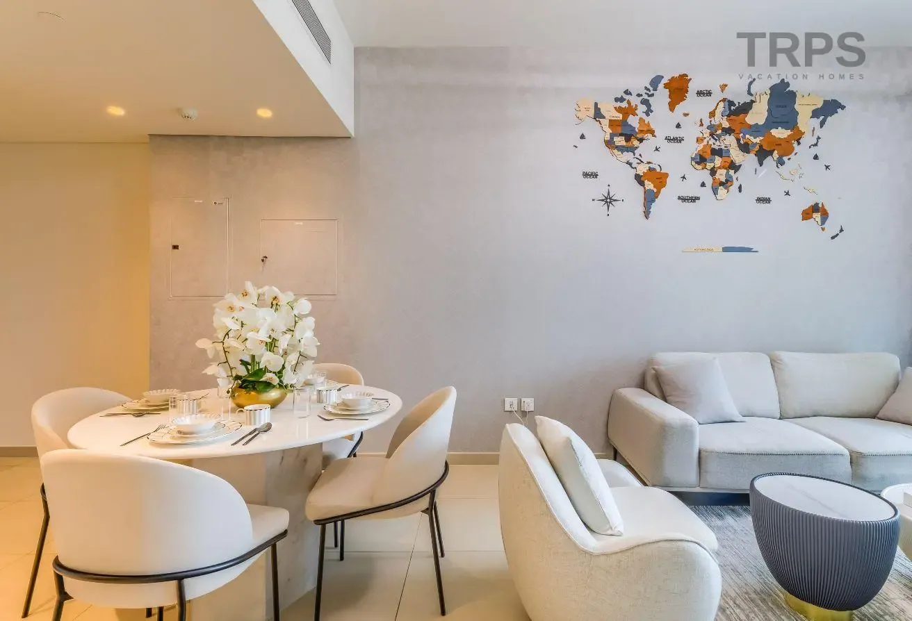 City Skyline View | Luxury Unit | Fully Furnished