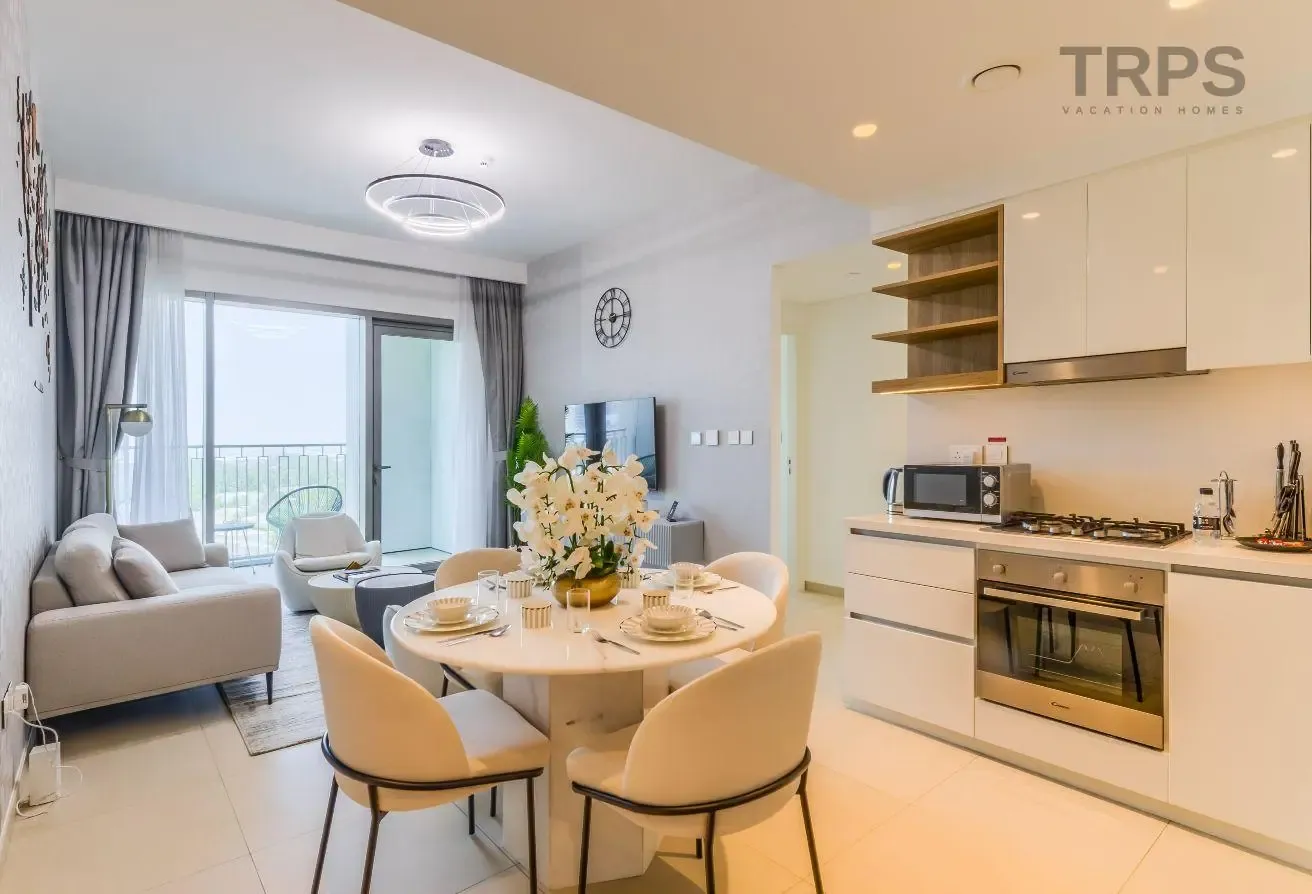 City Skyline View | Luxury Unit | Fully Furnished