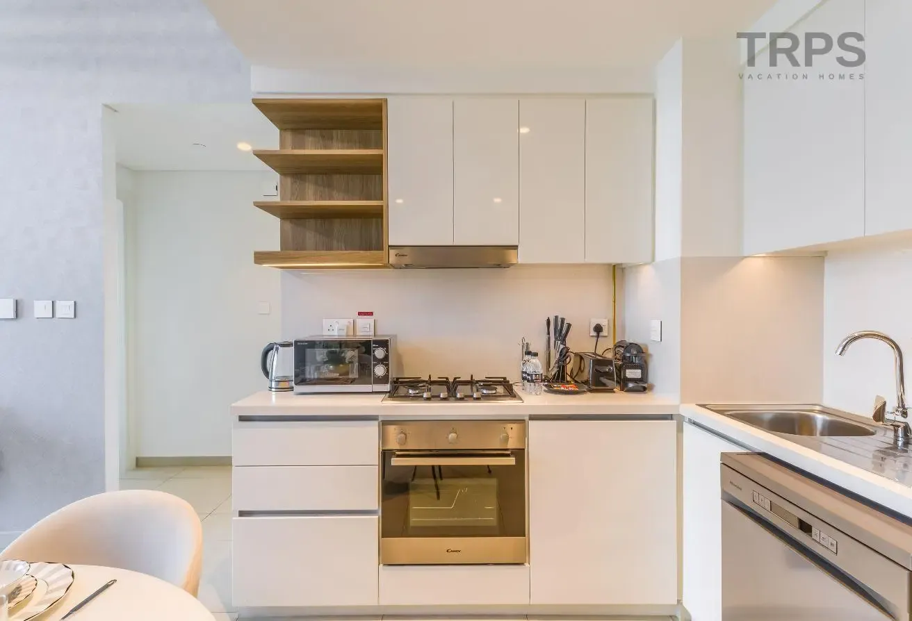 City Skyline View | Luxury Unit | Fully Furnished