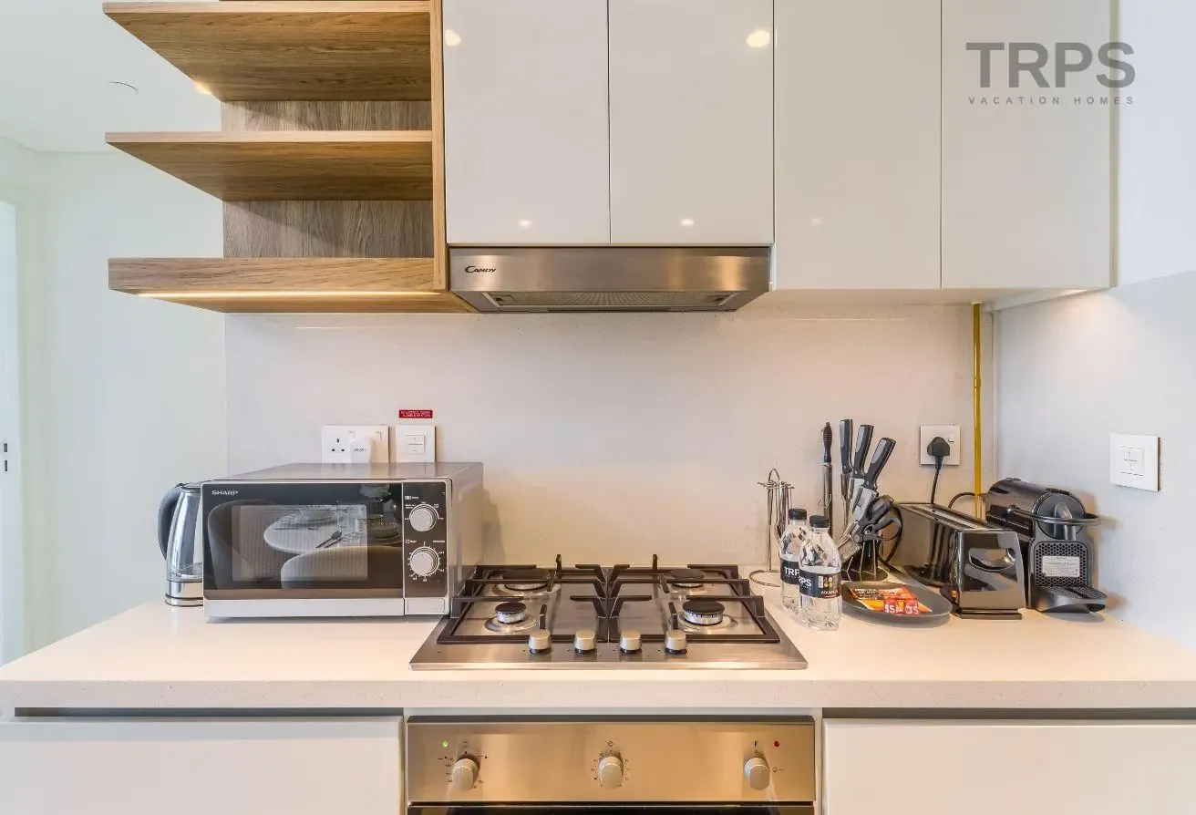 City Skyline View | Luxury Unit | Fully Furnished