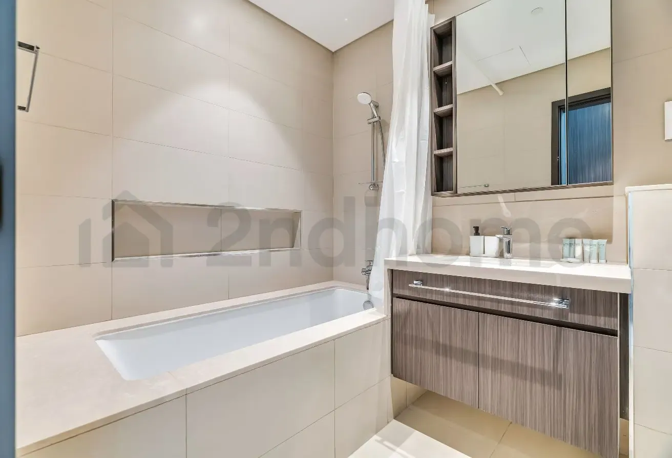 Live Next to Dubai Mall, A Freshly Furnished Unit