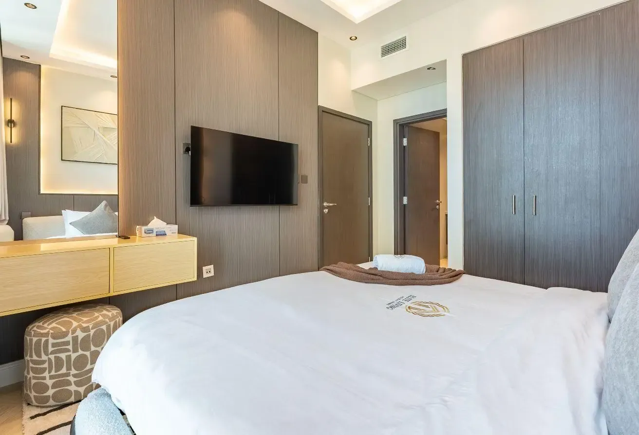 Direct Access to Dubai Mall | Premium Interior 1BR