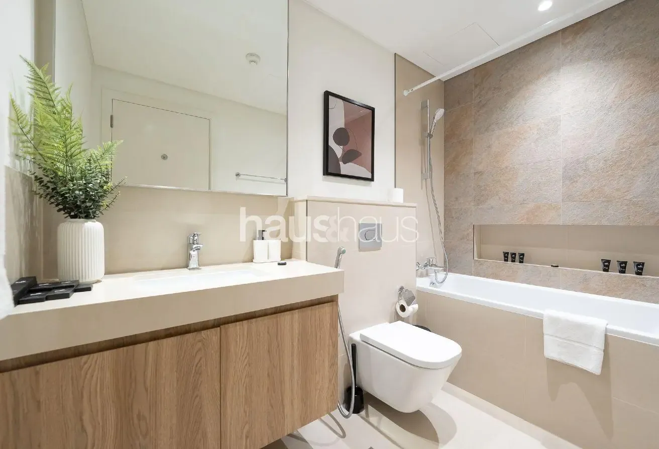 Exquisitely Furnished | Panoramic Skyline Views